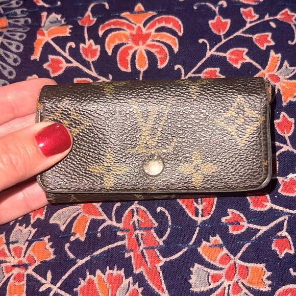 Louis Vuitton Handbags - LV 4 Key Holder